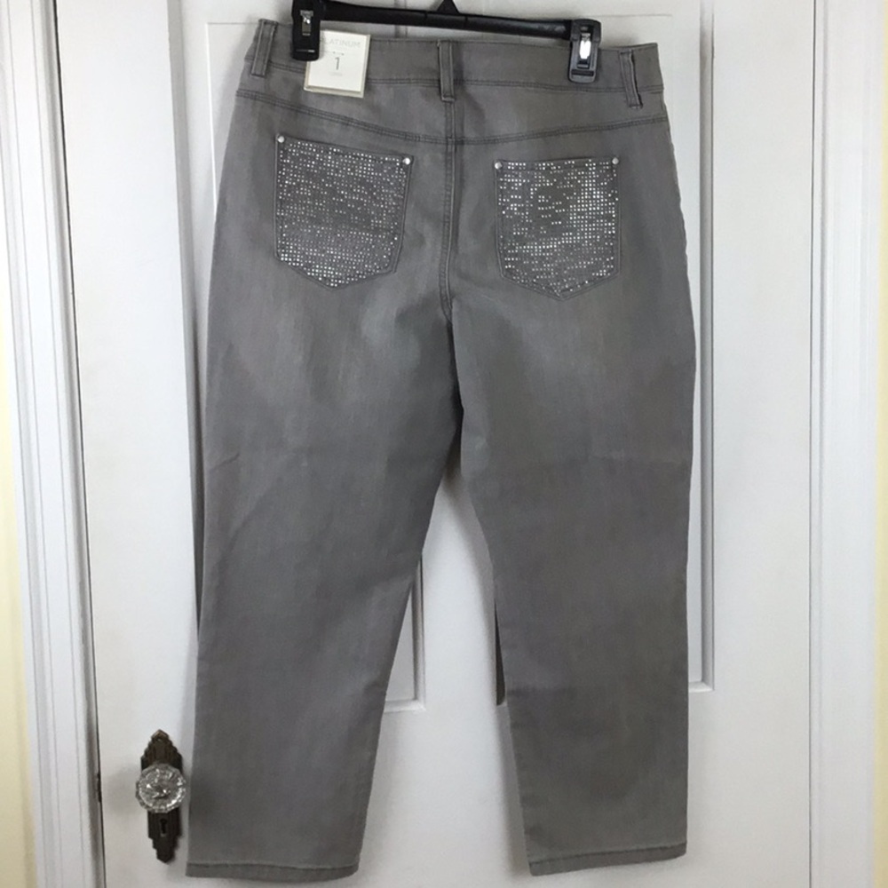 CHICO’S Womens Cropped Jeans Embellished Size M Gray Denim NWT